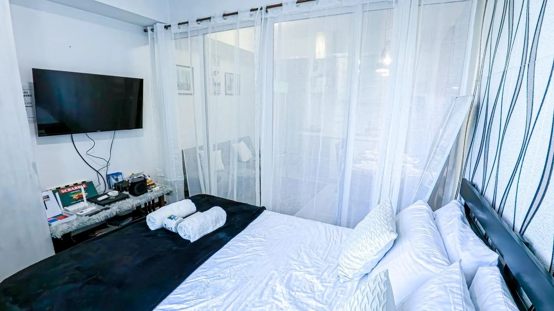 Stunning 1-Bed Apartment In Paranaque Manila