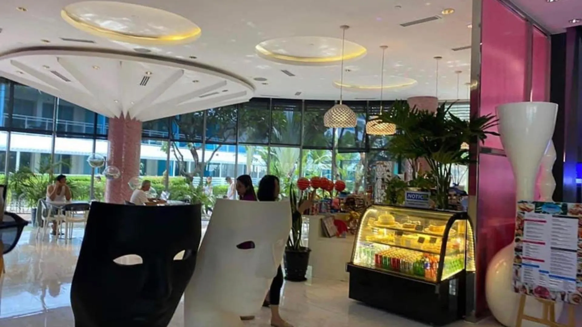 Stunning 1-Bed Apartment In Paranaque Manila