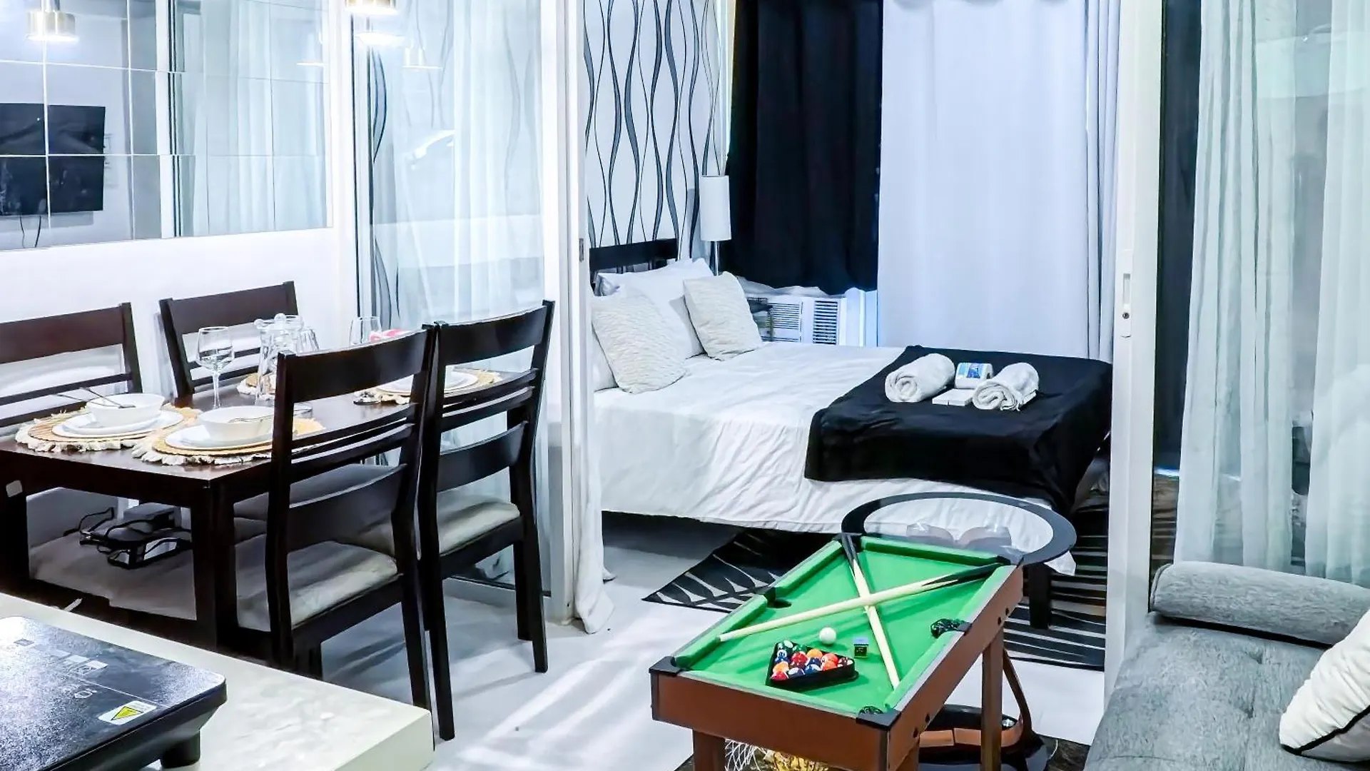 Stunning 1-Bed Apartment In Paranaque Manila